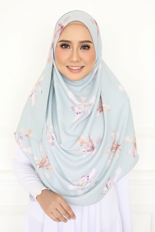 Classic Premium Floral Pale Green